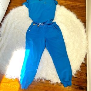 Figs limited edition blue scrubs large top and medium petite bottoms.